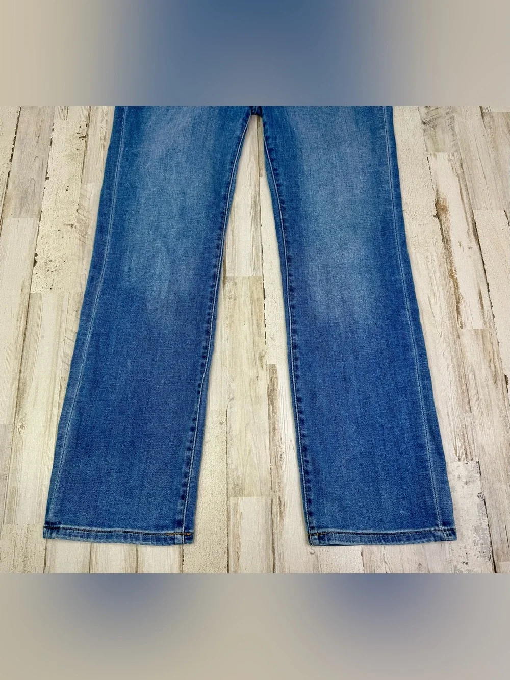 Tommy Hilfiger Jeans Women's Blue Wash 10 (33x30) Tribeca Straight Leg Denim